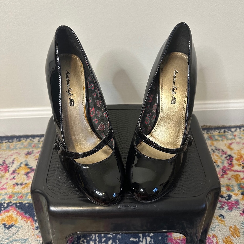 American Eagle Black Heel